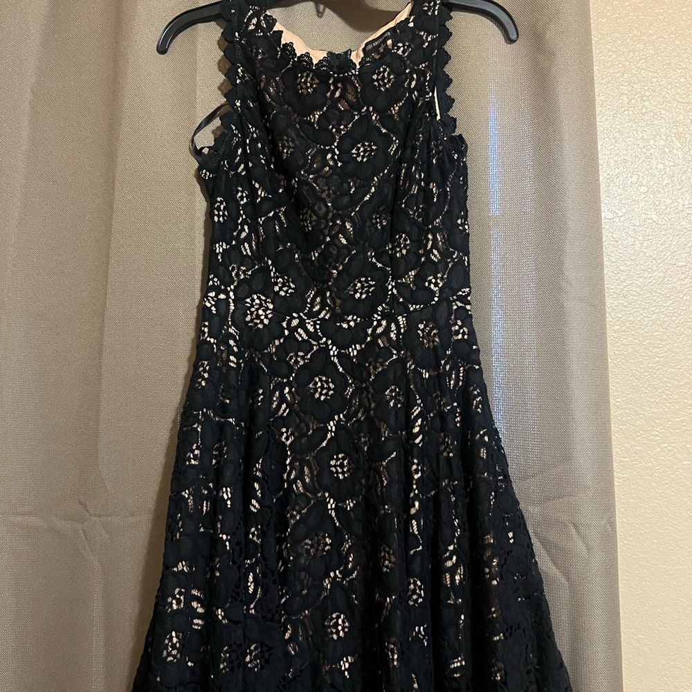 Elegant Black Lace Dress
